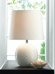 Fairfax Table Lamp - Distinctive Merchandise