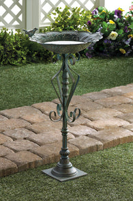 Speckled Green Birdbath - Distinctive Merchandise