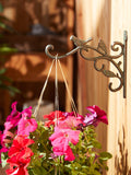 Birds Cast Iron Planter Bracket